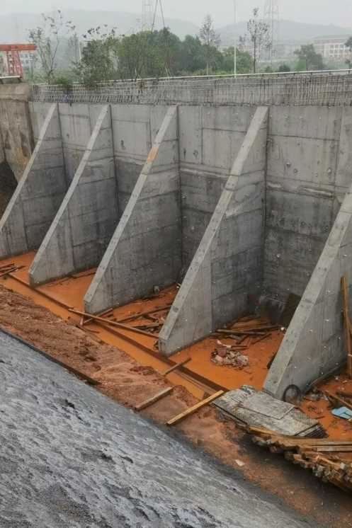 南阳内乡县锚杆式挡土墙